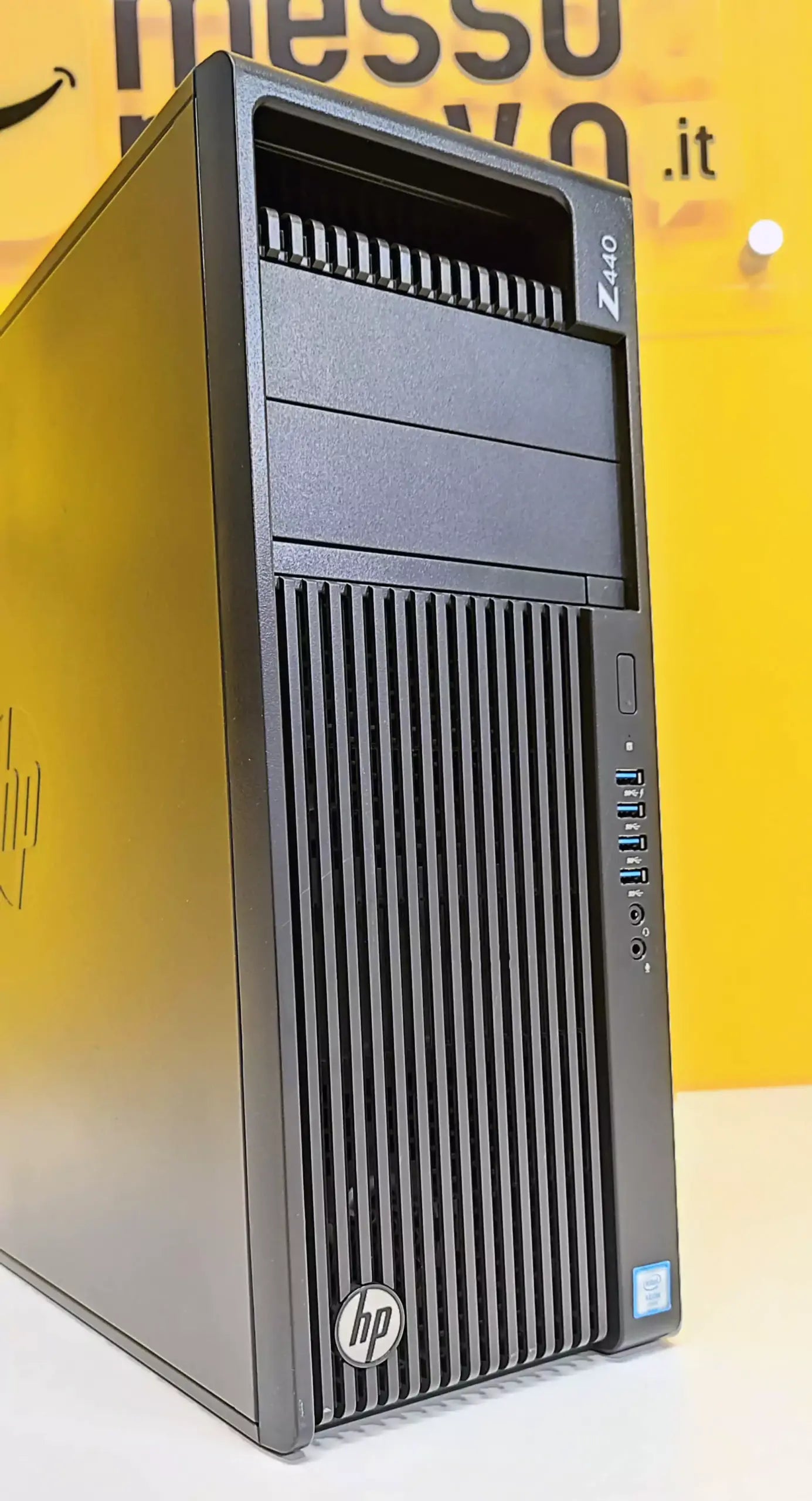 HP Z440 Workstation Tower HP Z440 Workstation Tower